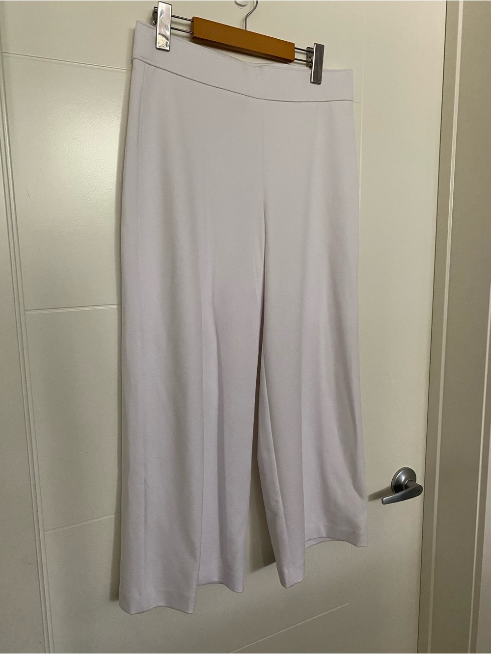 NWT Ricki's Wide-Leg Pull-On Cropped Pants in White